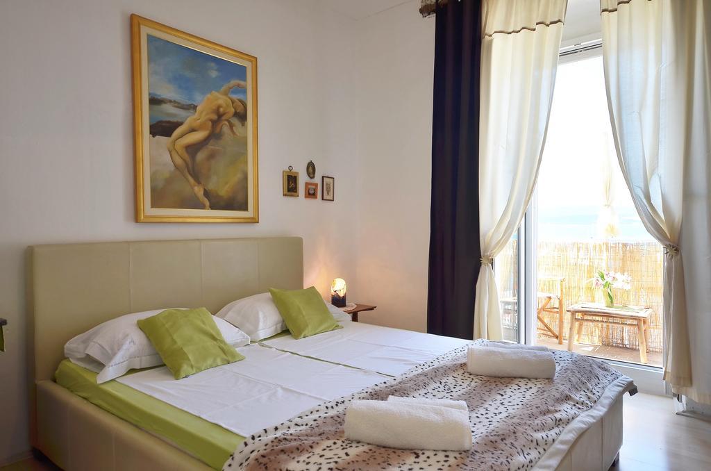 Apartment Pere S Mora Mimice Quarto foto