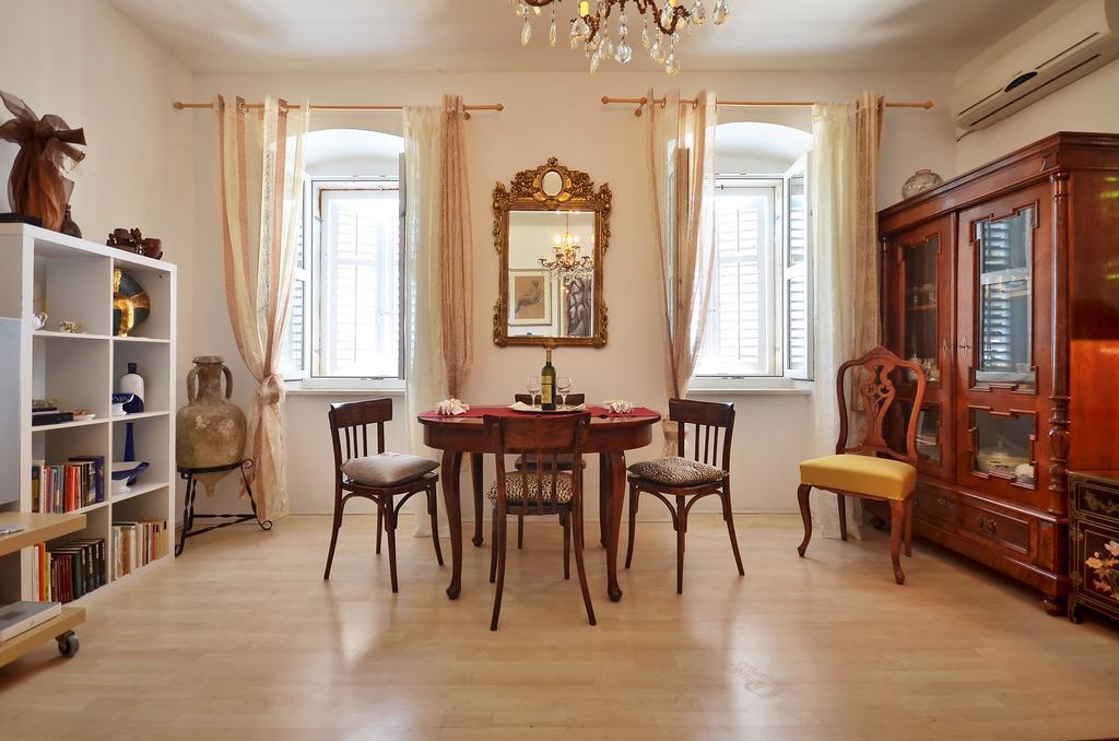 Apartment Pere S Mora Mimice Quarto foto