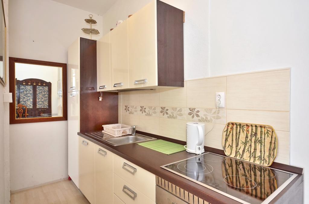 Apartment Pere S Mora Mimice Quarto foto