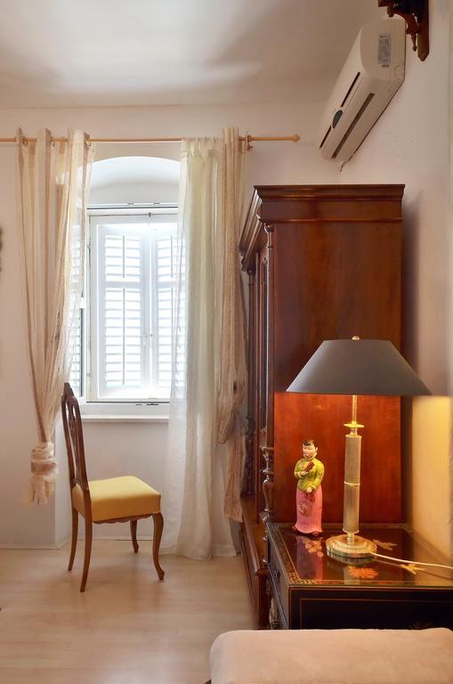 Apartment Pere S Mora Mimice Quarto foto